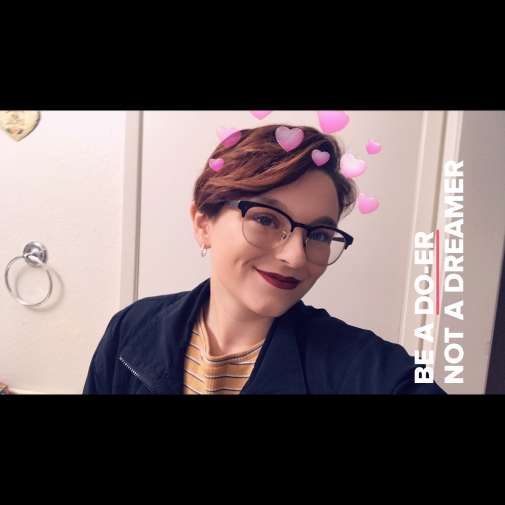 Meet your Posher, Amy